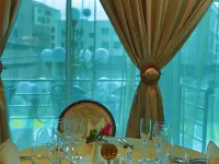 Friendship International Hotel Hotels near Sheger Park