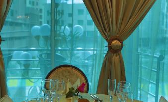Friendship International Hotel