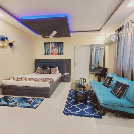 Hotel Mari Aai Residency