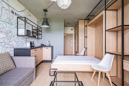 RentPlanet - Apartamenty Zarembowicza Отели в г. Вроцлав