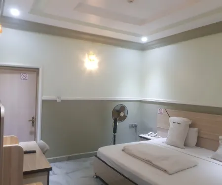 Haven Suites, Ikenegbu