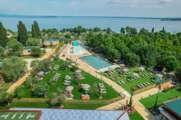 Camping Village Riva Blu Hotels in Bedizzole