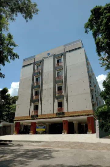 Dparagon Menteng Jakarta Hotels near Sudirman Railway Station