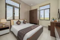 BIG HOTEL HUE Các khách sạn gần Gác Trịnh