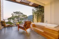 Melanippe Relaxing Hotel - Hot Tub