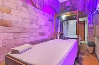 Hotel Hari Piorko - New Delhi Railway Station - スパ