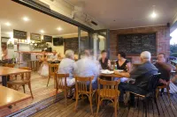 Vacy Hunter Valley Lodge Hotels in Paterson