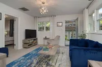 Charming 2-bedroom cottage near Atlanta Beltline and Ponce City Market