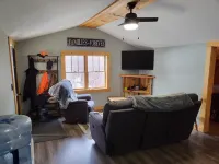Cozy Modern Cabin