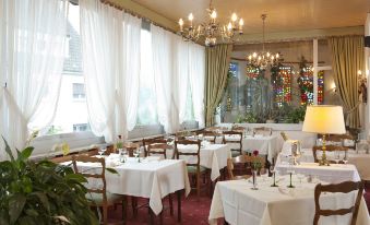 Logis Hotel-Restaurant de La Poste