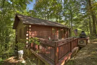 Cozy Cabin with Hot Tub and Fireplace - Inviting Nature Retreat Hotels in Gilmer County