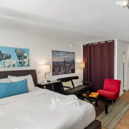 Studios On 25th by BCA Furnished Apartments Studio 19 G