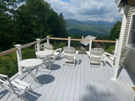 Breathtaking Views and Relaxation Area - Stunning Mountain Retreat