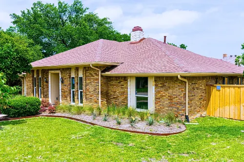 Luxurious Pool Oasis and Chic Sunroom Office - Spacious Retreat