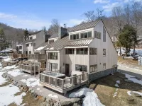 Ski in/Out Access with Private Hot Tub and Sauna - Cozy Inviting Retreat