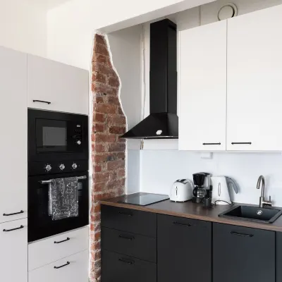Renovated Top Floor Studio in Kallio Hotels near Sörnäinen