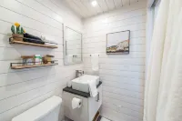 Rooftop Deck and Upscale Amenities - Charming Unique Hideaway Hotels in Brewster County