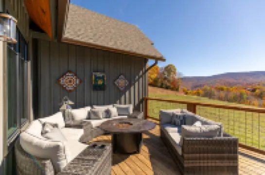 Expansive Views and Cozy Outdoor Firepit - Stunning Mountain Haven
