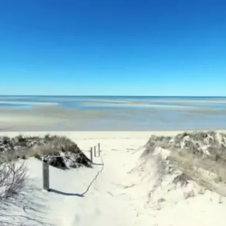 Ocean Edge Cape Cod 2 Bed 2 Bath, Golf & Free Resort Access - Brewster, MA