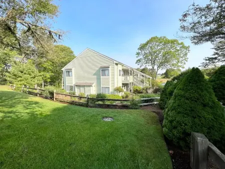 Ocean Edge Cape Cod 2 Bed 2 Bath, Golf & Free Resort Access - Brewster, MA