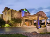 Holiday Inn Express & Suites BUCYRUS by IHG Hotels in Crawford County