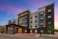 لا كينتا إن آند سويتس باي ويندام كورالفيل أيوا سيتي