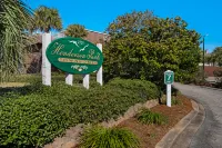 Elevated Deck with Stunning Gulf Views - Gorgeous Coastal Haven Hotels near Henderson Beach State Park