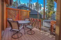 Spacious Luxury with Private Hot Tub - Stunning Mountain Oasis Hotels in Warriors Mark
