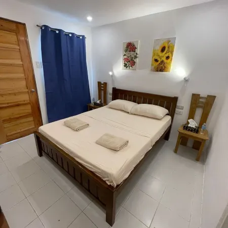 Room-Cola Inn