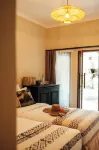 Hani Hideaway
