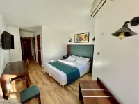 Tropic Hôtel Hotels in Rivesaltes