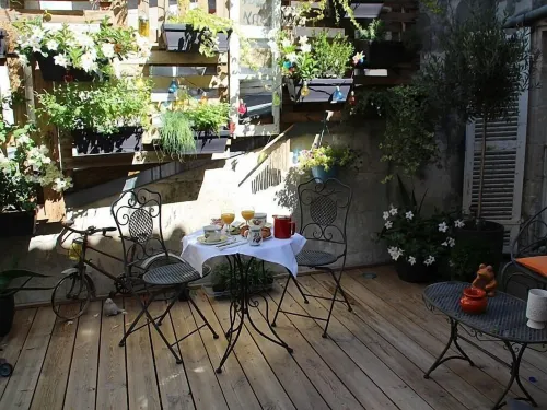 Une Chambre en Ville Hotels in Saintes