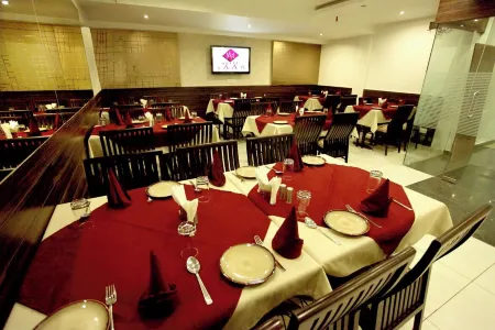 Saar Inn Отели рядом с достопримечательностью «Фатехпур-Масджид»