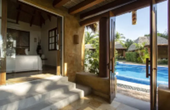 曼薩尼約灣旅館