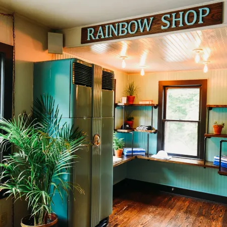 Rainbow Mountain Resort - Lgbtq Friendly