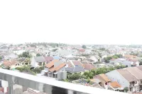 Stylish 2Br at Gateway Pasteur Near Pasteur Exit Toll - Gym
