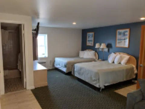 Crystal Sands Motel
