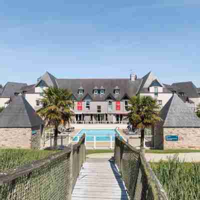 Les Ormes, Domaine & Resort Hotel Exterior