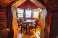 The Gregory House in Southern Maine close to many beaches & popular destinations Hotels in Saco