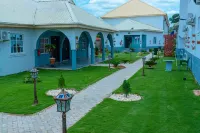 House 7 Resort Hotels in Bida