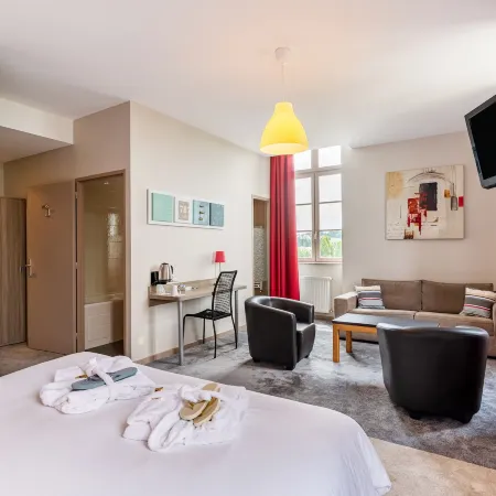 Brit Hotel Spa le Connetable