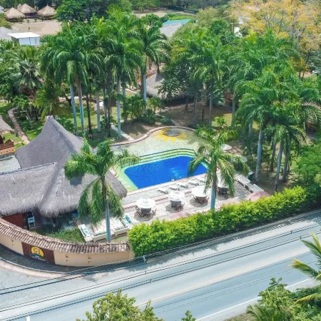 Hotel Portón del Sol