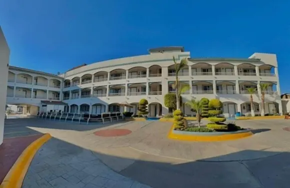 普埃夫利託旅館酒店