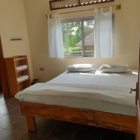 Bushbaby Lodge