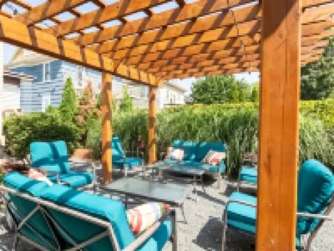 Braywood Inn Hotels in Oshkosh