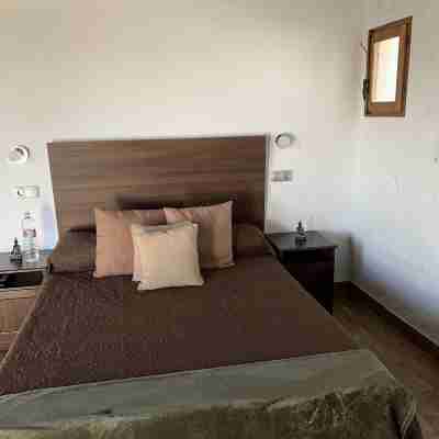 Valtisya Pool and Airport Rooms