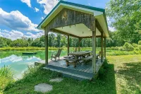 Letchworth Farm Guesthouses Hotel di Portage