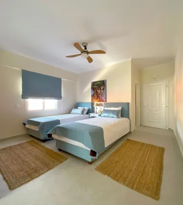 Beachfront 2-Bed Luxury Suite - Agios Gordios, Corfu, Greece