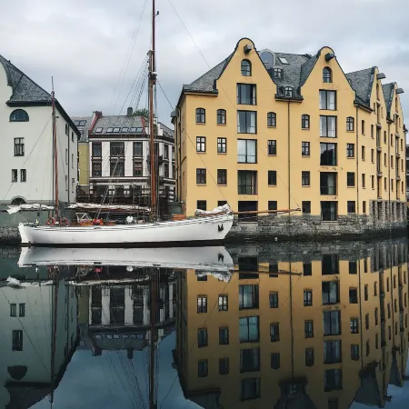 Hotel Brosundet