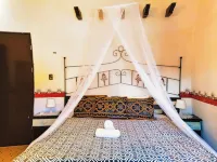 Hacienda Antigua Villa, 50m from Sandy Beach
